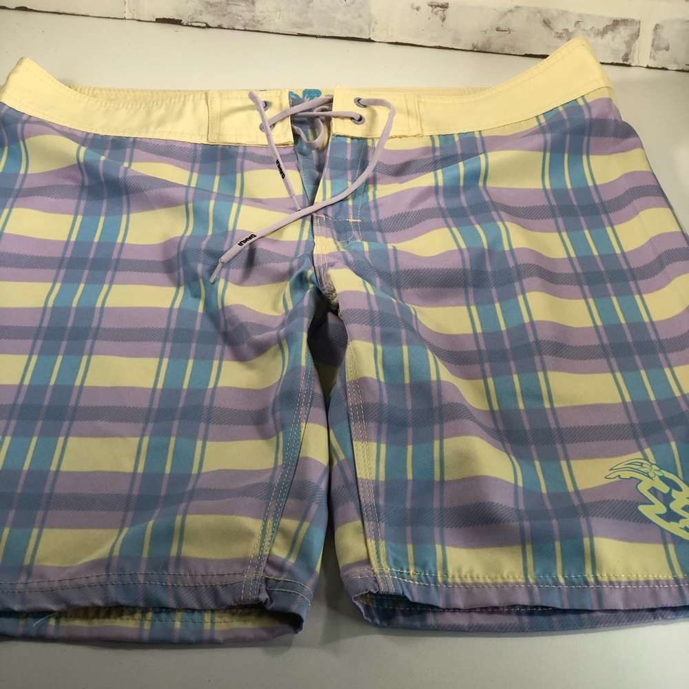 Da Hui Juniors Size 11 Boardshorts